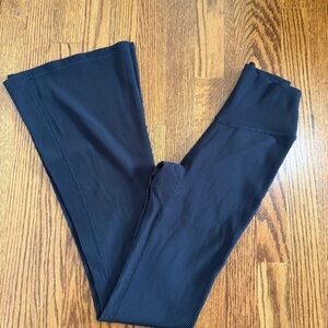 BuffBunny Collection Black Ribbed Flare Leg Legging Size Small